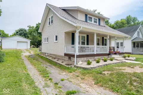 1003 S Locust St, Greencastle, IN 46135