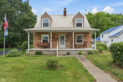 306 Wayne Ave, Crawfordsville, IN 47933