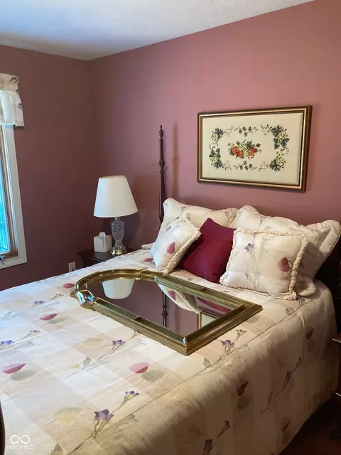 Bedroom - Undisclosed, Columbus, IN 47201 photo 1 of 6