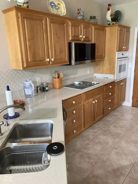 Kitchen - Undisclosed, Columbus, IN 47201 photo 1 of 5