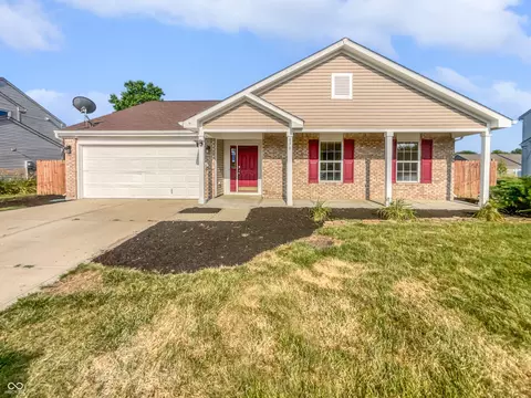 870 Quillen Ct, Avon, IN 46123