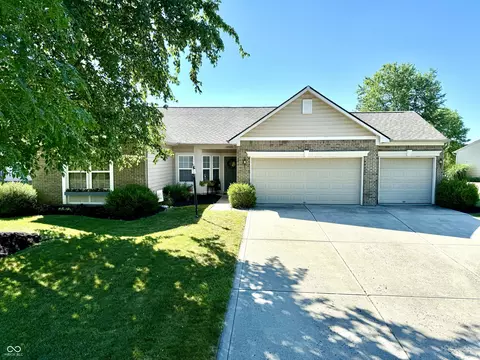 19526 Silver Spring Dr, Noblesville, IN 46062