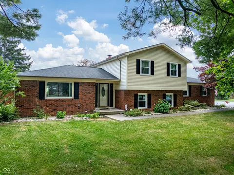 13701 W Main St, Daleville, IN 47334