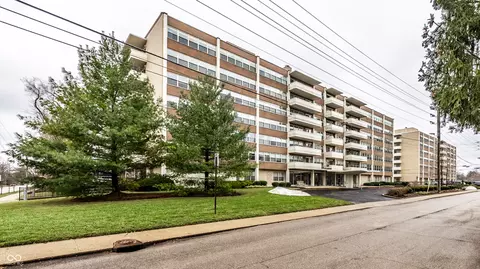 25 E 40th St #6A, Indianapolis, IN 46205