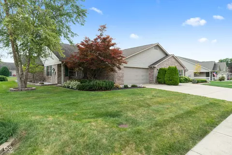 8865 Stepping Stone Way, Avon, IN 46123