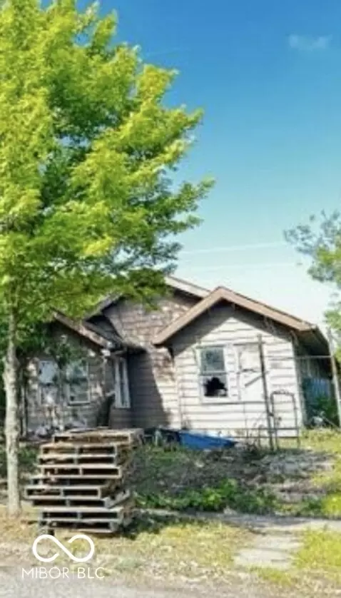 2190 N Gale St, Indianapolis, IN 46218