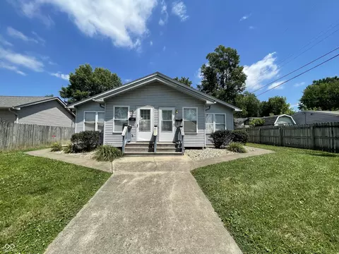 1320 E 1330 E Pike St, Martinsville, IN 46151