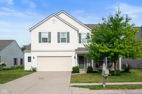 18683 Pilot Mills Dr, Noblesville, IN 46062