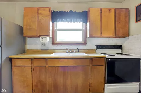 2020 W 850 S, Pendleton, IN 46064 photo 14
