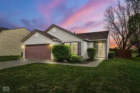 19448 Windwood Pkwy, Noblesville, IN 46062