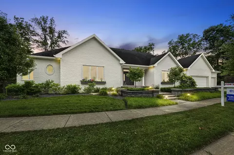 8245 Ridge Valley Ct, Indianapolis, IN 46278