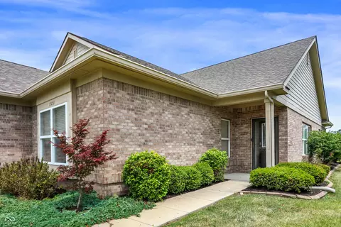 13251 N White Cloud Ct, Camby, IN 46113