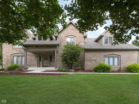 13752 Smokey Hollow Ct, Carmel, IN 46032