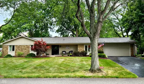 6938 Grosvenor Pl, Indianapolis, IN 46220