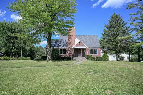 8314 S Walnut St, Daleville, IN 47334