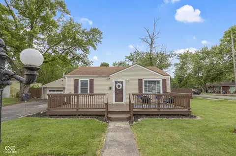 940 Crescent Dr, Anderson, IN 46013