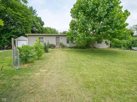 3380 W Runaround Rd, Monrovia, IN 46157