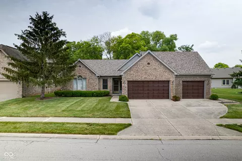5240 Pursel Ln, Carmel, IN 46033
