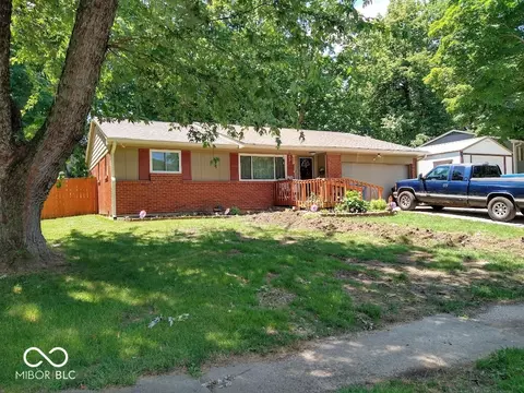 4609 Mesa Dr, Indianapolis, IN 46241