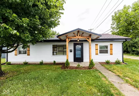 210 S 27th St, Elwood, IN 46036