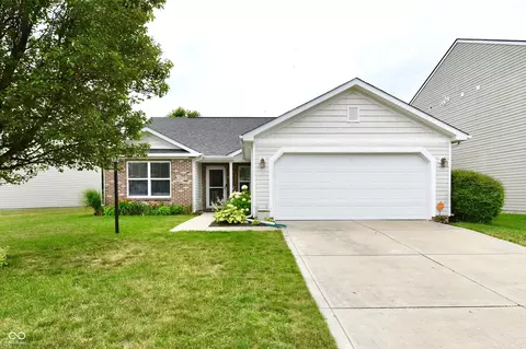 18970 Big Circle Dr, Noblesville, IN 46062