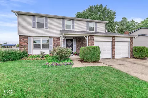 501 Brentwood Dr W, Plainfield, IN 46168