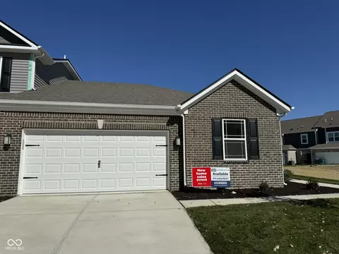 6288 Rhinecliff Dr, Whitestown, IN 46075