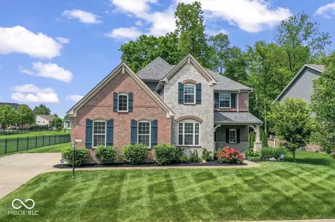 5720 Autumn Breeze Ln, Indianapolis, IN 46237