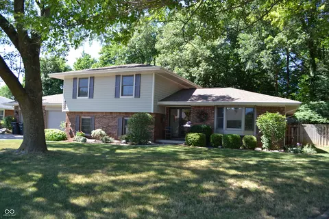 3868 Kensington Dr, Lafayette, IN 47905