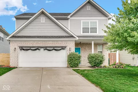 5792 Open Fields Dr, Whitestown, IN 46075