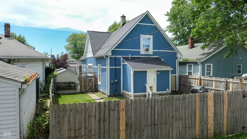 Exterior - 335 Harlan St, Indianapolis, IN 46201 photo 3 of 8