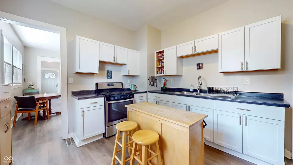 Kitchen - 335 Harlan St, Indianapolis, IN 46201 photo 3 of 3