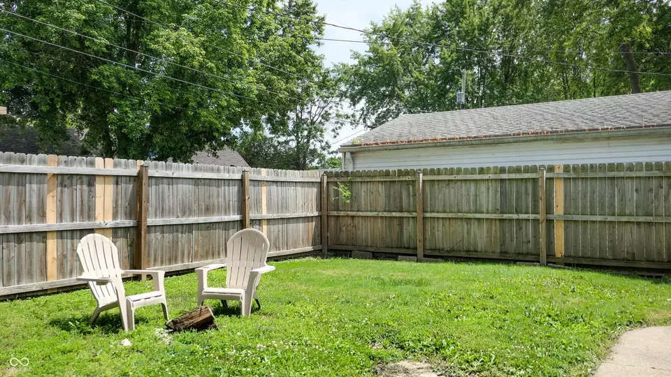 Exterior - 335 Harlan St, Indianapolis, IN 46201 photo 2 of 8
