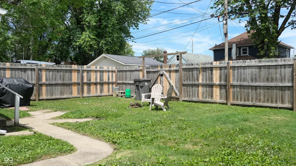 Exterior - 335 Harlan St, Indianapolis, IN 46201 photo 5 of 8