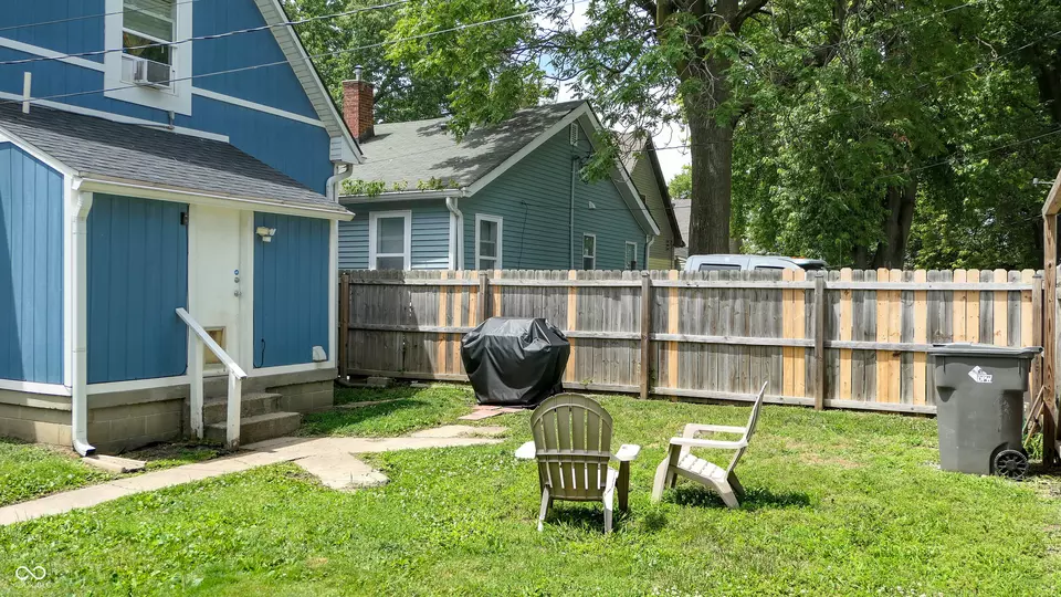 Exterior - 335 Harlan St, Indianapolis, IN 46201 photo 4 of 8