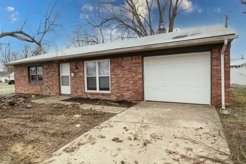 3611 Ireland Ct, Indianapolis, IN 46235