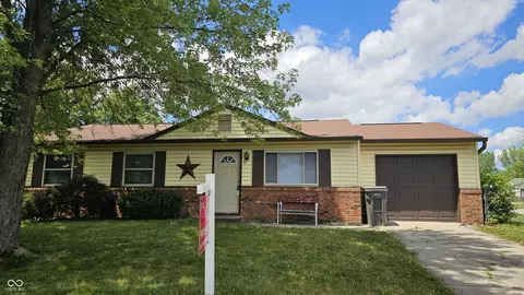 5884 La Fleur Ct, Indianapolis, IN 46237