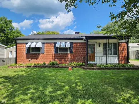 710 Berkeley Dr, Shelbyville, IN 46176