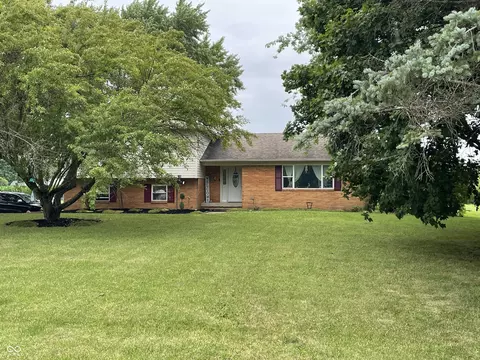 68 I St, Wilkinson, IN 46186