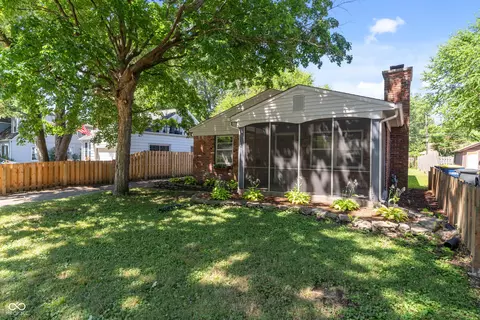 6462 Broadway St, Indianapolis, IN 46220