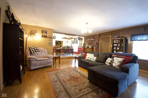 Living - 9260 E 25th St, Columbus, IN 47203 photo 2 of 2