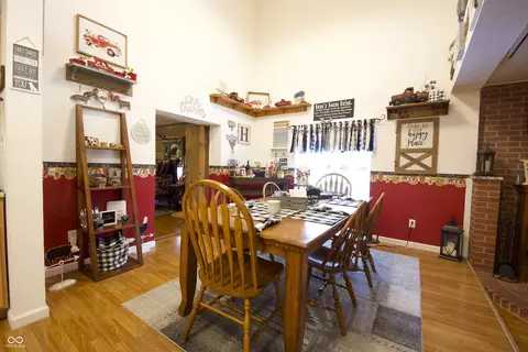 Dining - 9260 E 25th St, Columbus, IN 47203 photo 1 of 1