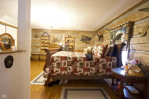 Bedroom - 9260 E 25th St, Columbus, IN 47203 photo 1 of 4