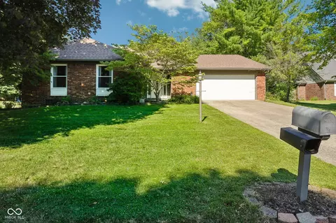 8823 Rocky Ridge Rd, Indianapolis, IN 46217
