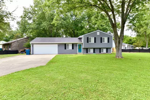 1204 New Field Ln, Indianapolis, IN 46231