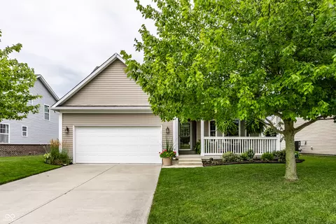 2045 Treving Dr, Cicero, IN 46034