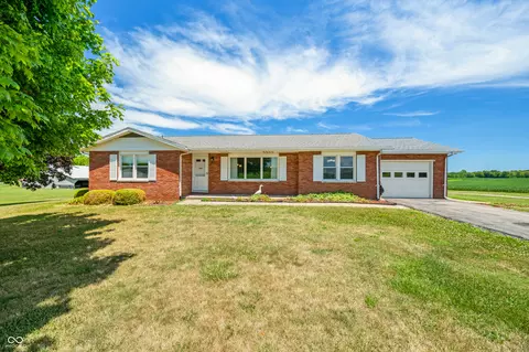 10520 E Railroad St, Elizabethtown, IN 47232