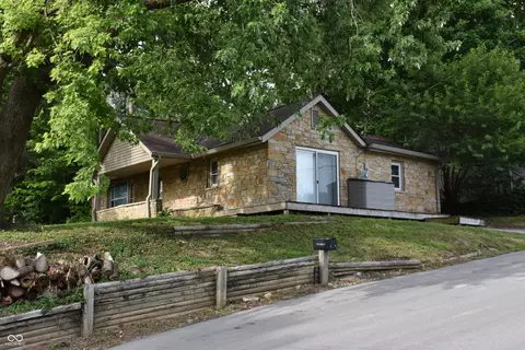 20 E College Ave, Martinsville, IN 46151