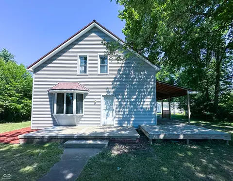 428 S 7th St, Clinton, IN 47842