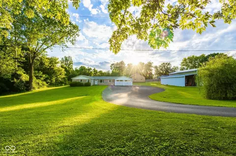 2106 33rd St, Bedford, IN 47421